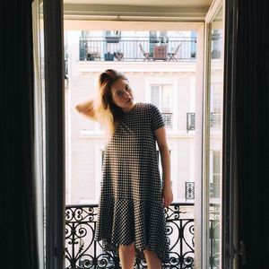 Meet your Posher, Caroline